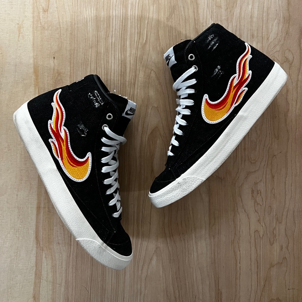 Nike Men's Blazer Mid '77 Vintage Cleveland Rocks - size 10.5 - DQ7635-001
